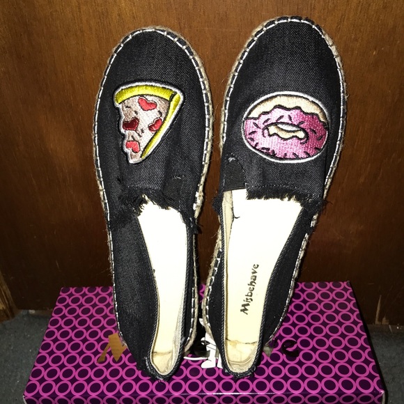 Espadrilles - Picture 1 of 2